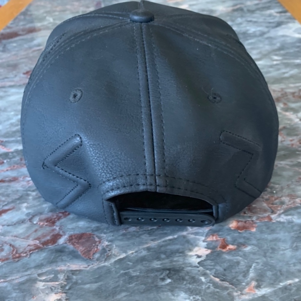 UNIF RARE Hat - Picture 2 of 4